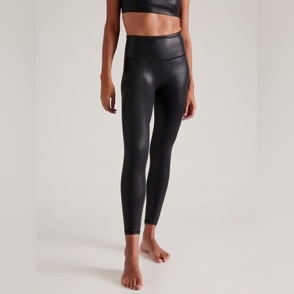 Athleta Pants - Athleta elation shine tight in black women’s size XS